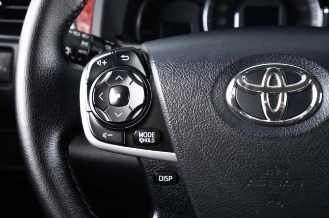 Toyota Camry VII (XV50) с пробегом 2013 года, цена 1 939 000 рублей, 187456 км, седан, Автокод Объявления