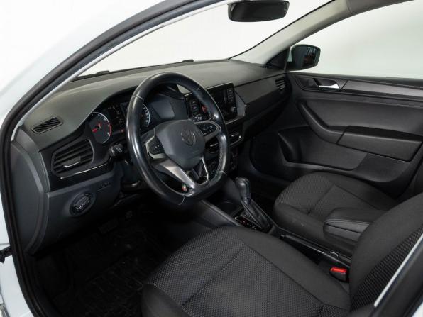 Volkswagen Polo VI с пробегом 2022 года, цена 1 698 000 рублей, 76032 км, лифтбек, Автокод Объявления
