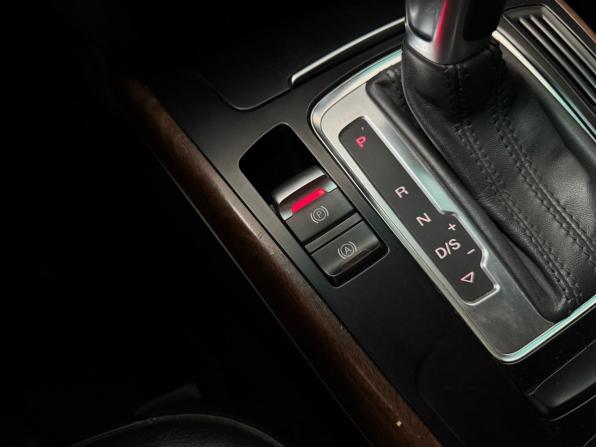 Audi A4 IV (B8) Рестайлинг с пробегом 2014 года, цена 1 500 000 рублей, 187383 км, седан, Автокод Объявления