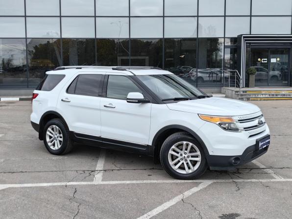 Ford Explorer V Рестайлинг с пробегом 2015 года, цена 1 919 000 рублей, 183000 км, внедорожник, Автокод Объявления