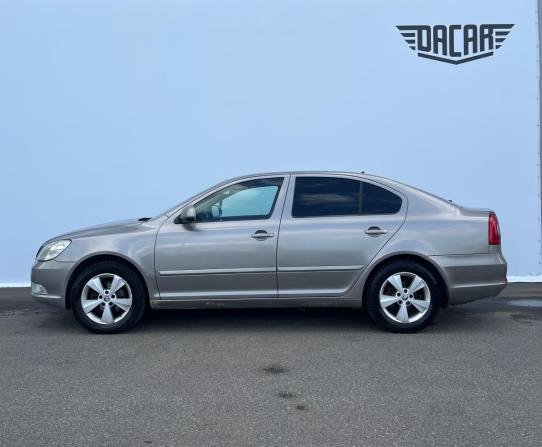 Skoda Octavia II (A5) Рестайлинг с пробегом 2012 года, цена 780 000 рублей, 143000 км, лифтбек, Автокод Объявления