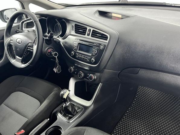 Kia Ceed II с пробегом 2013 года, цена 700 000 рублей, 178574 км, универсал, Автокод Объявления