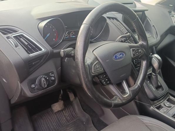 Ford Kuga II Рестайлинг с пробегом 2017 года, цена 1 399 000 рублей, 242286 км, внедорожник, Автокод Объявления