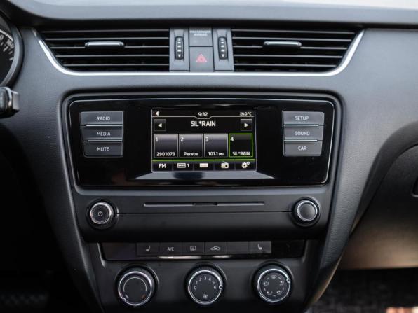 Skoda Octavia III (A7) с пробегом 2015 года, цена 1 250 000 рублей, 152277 км, лифтбек, Автокод Объявления