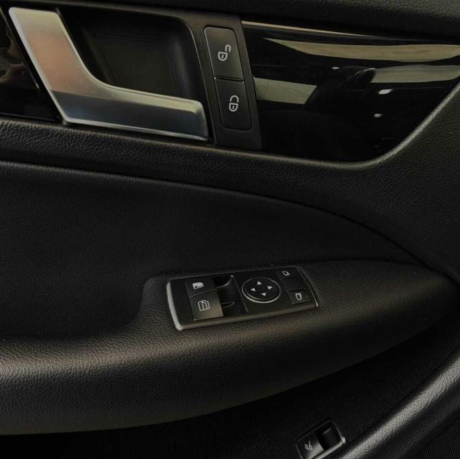 Mercedes-Benz C-Класс III (W204) Рестайлинг Москва  - изображение 10