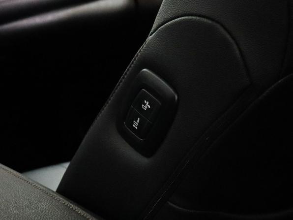 Toyota Camry VIII (XV70) Рестайлинг с пробегом 2023 года, цена 3 949 000 рублей, 9150 км, седан, Автокод Объявления