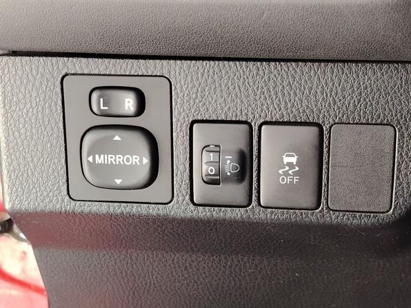 Toyota RAV4 IV (XA40) с пробегом 2015 года, цена 1 720 000 рублей, 182435 км, внедорожник, Автокод Объявления