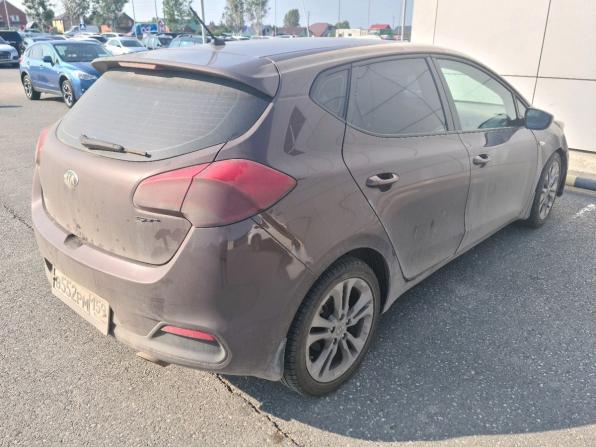 Kia Ceed II с пробегом 2012 года, цена 1 059 000 рублей, 183000 км, хэтчбек, Автокод Объявления
