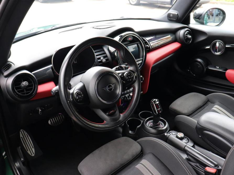 Mini Hatch III (F55/F56) Рестайлинг Химки  - изображение 7