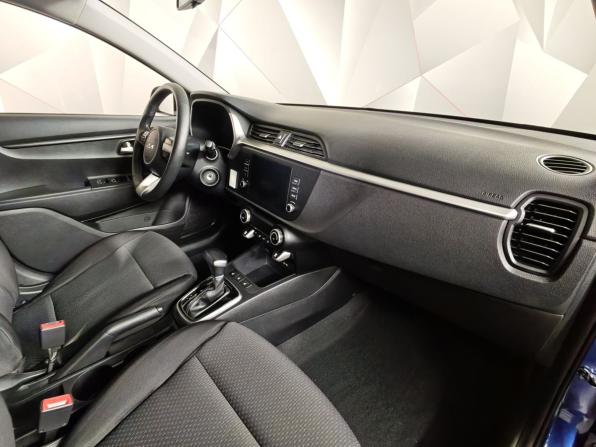 Kia Rio IV Рестайлинг с пробегом 2022 года, цена 1 650 000 рублей, 58076 км, седан, Автокод Объявления