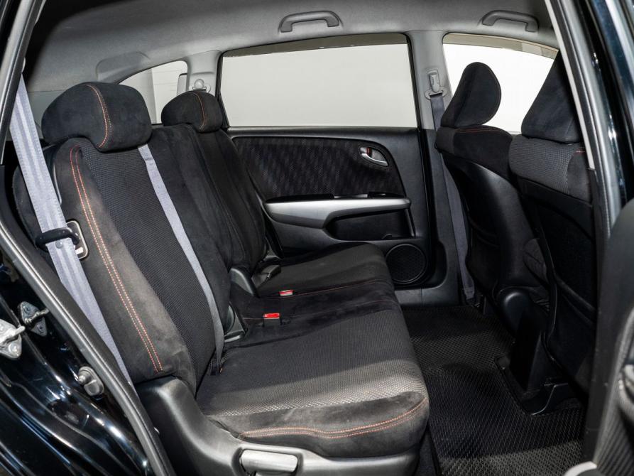 Honda Stream II Рестайлинг Чита  - изображение 6