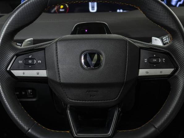 Changan UNI-V I с пробегом 2024 года, цена 2 399 000 рублей, 14600 км, лифтбек, Автокод Объявления
