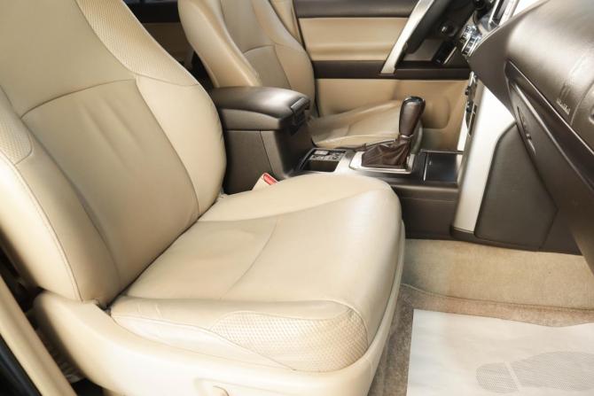 Toyota Land Cruiser Prado 150 Series с пробегом 2011 года, цена 3 089 000 рублей, 302500 км, внедорожник, Автокод Объявления