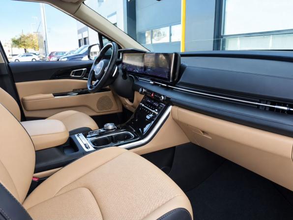 Kia Carnival IV с пробегом 2021 года, цена 3 725 000 рублей, 46110 км, минивэн, Автокод Объявления