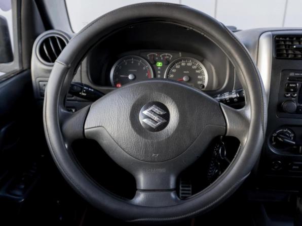 Suzuki Jimny III Рестайлинг 1 с пробегом 2006 года, цена 939 000 рублей, 118545 км, внедорожник, Автокод Объявления