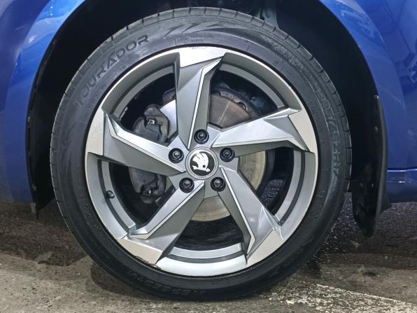 Skoda Octavia III (A7) Рестайлинг с пробегом 2019 года, цена 1 860 000 рублей, 132785 км, лифтбек, Автокод Объявления