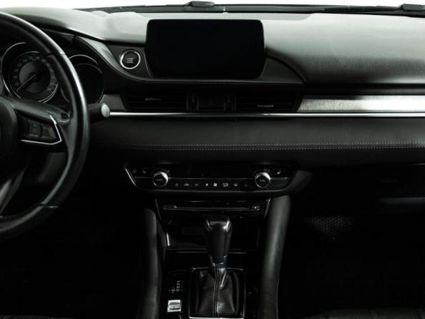 Mazda 6 III (GJ) Рестайлинг 2 с пробегом 2018 года, цена 2 149 700 рублей, 112000 км, седан, Автокод Объявления