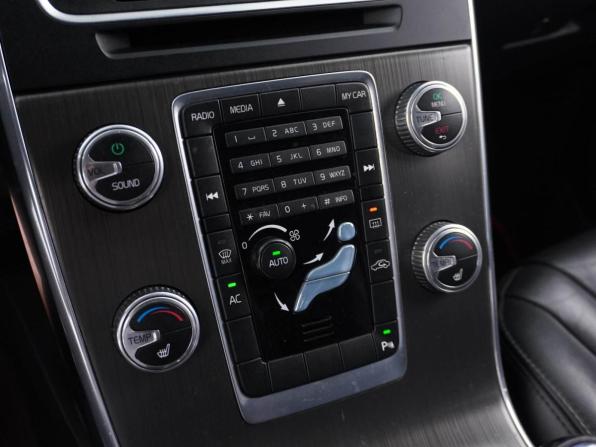 Volvo S60 II Рестайлинг с пробегом 2014 года, цена 1 449 050 рублей, 280135 км, седан, Автокод Объявления