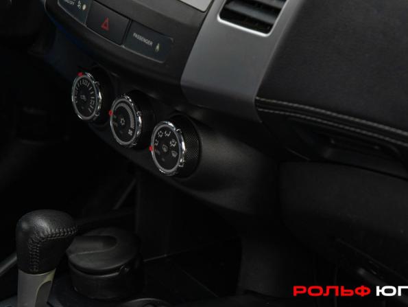 Mitsubishi Outlander II Рестайлинг с пробегом 2009 года, цена 1 088 000 рублей, 124215 км, внедорожник, Автокод Объявления