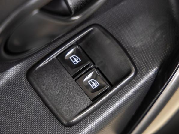 Renault Logan II с пробегом 2018 года, цена 898 000 рублей, 105743 км, седан, Автокод Объявления