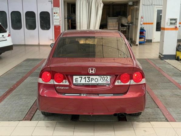 Honda Civic VIII с пробегом 2006 года, цена 665 000 рублей, 215016 км, седан, Автокод Объявления