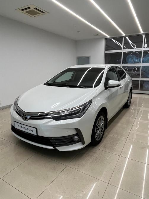Toyota Corolla XI (E160 E170 E180) Рестайлинг 1 Челябинск  - изображение 1