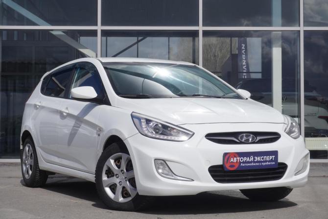 Hyundai Solaris I с пробегом 2013 года, цена 699 000 рублей, 268929 км, хэтчбек, Автокод Объявления