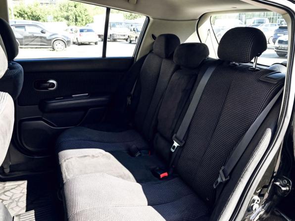 Nissan Tiida I Рестайлинг с пробегом 2012 года, цена 855 000 рублей, 131541 км, хэтчбек, Автокод Объявления