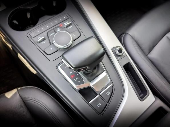 Audi A4 V (B9) с пробегом 2019 года, цена 2 749 000 рублей, 75481 км, седан, Автокод Объявления