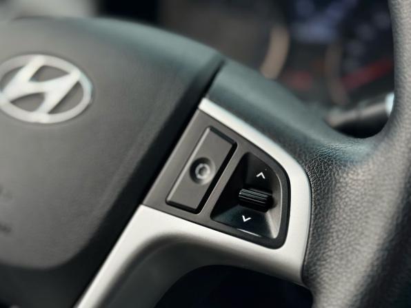 Hyundai Solaris I с пробегом 2011 года, цена 699 000 рублей, 125256 км, седан, Автокод Объявления