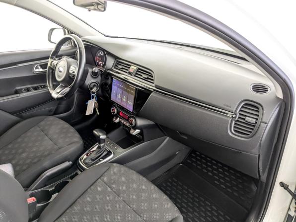 Kia Rio IV с пробегом 2017 года, цена 1 470 000 рублей, 71225 км, седан, Автокод Объявления