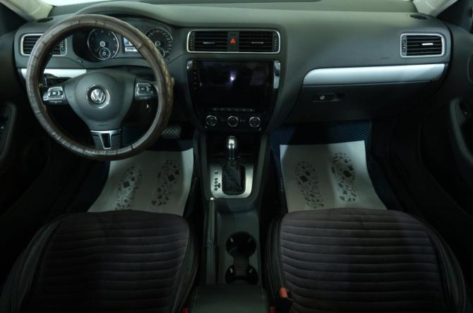 Volkswagen Jetta VI с пробегом 2013 года, цена 899 000 рублей, 260000 км, седан, Автокод Объявления