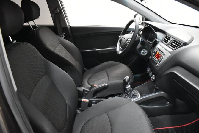 Kia Rio III Рестайлинг с пробегом 2016 года, цена 1 030 000 рублей, 111259 км, седан, Автокод Объявления