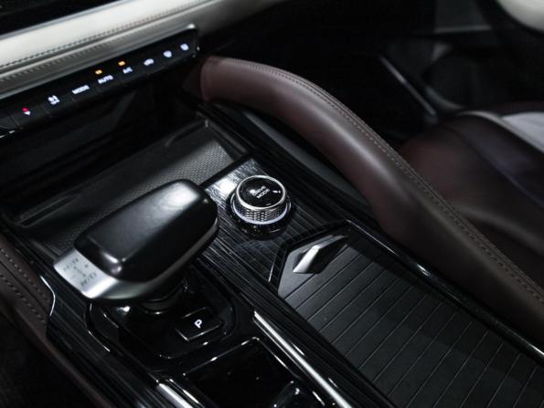Geely Monjaro I с пробегом 2023 года, цена 3 099 700 рублей, 72000 км, внедорожник, Автокод Объявления