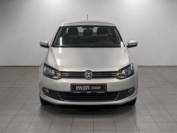 Volkswagen Polo V с пробегом 2014 года, цена 950 000 рублей, 93000 км, седан, Автокод Объявления