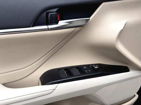 Toyota Camry VIII (XV70) Рестайлинг с пробегом 2021 года, цена 2 950 000 рублей, 116939 км, седан, Автокод Объявления