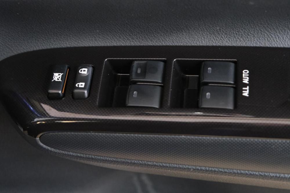 Toyota Wish II Рестайлинг Омск  - изображение 9