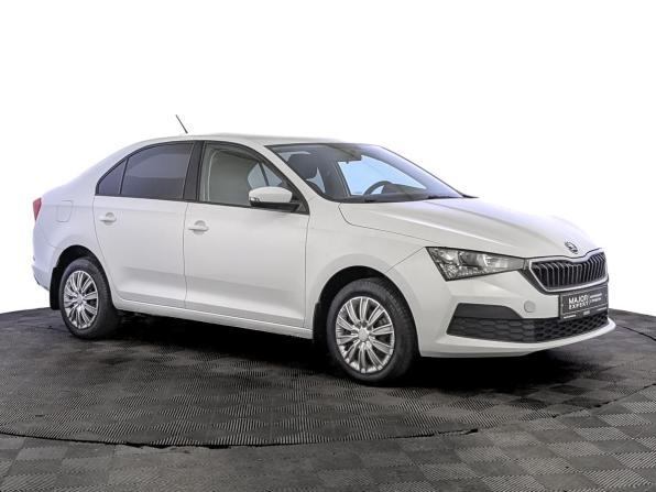 Skoda Rapid II с пробегом 2021 года, цена 1 410 000 рублей, 111521 км, лифтбек, Автокод Объявления