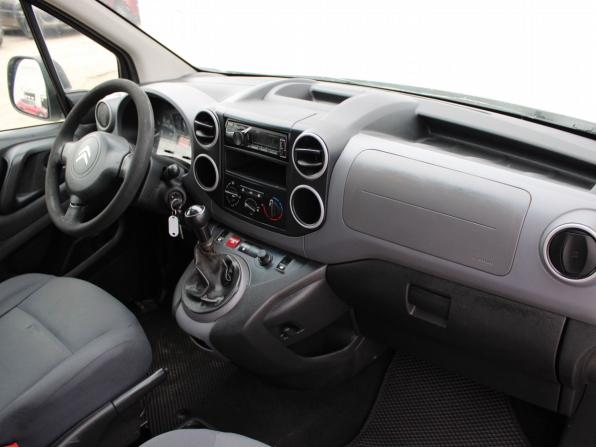 Citroen Berlingo II Рестайлинг с пробегом 2014 года, цена 569 000 рублей, 681270 км, компактвэн, Автокод Объявления