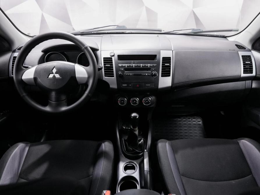 Mitsubishi Outlander II Рестайлинг Ульяновск  - изображение 11