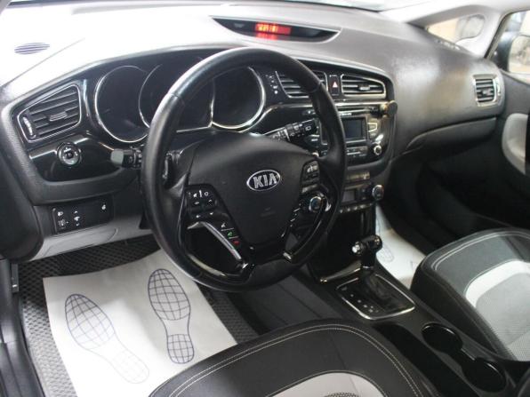 Kia Ceed II с пробегом 2013 года, цена 900 000 рублей, 196200 км, хэтчбек, Автокод Объявления