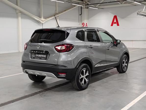 Renault Kaptur I Рестайлинг с пробегом 2021 года, цена 1 560 000 рублей, 60572 км, внедорожник, Автокод Объявления