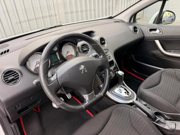 Peugeot 308 I Рестайлинг с пробегом 2012 года, цена 595 000 рублей, 201261 км, хэтчбек, Автокод Объявления
