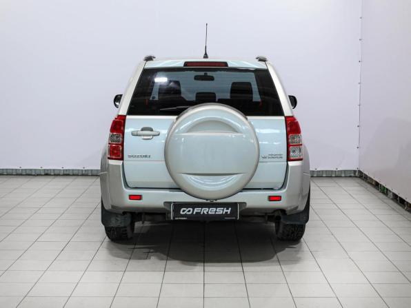 Suzuki Grand Vitara II Рестайлинг с пробегом 2010 года, цена 980 000 рублей, 224332 км, внедорожник, Автокод Объявления