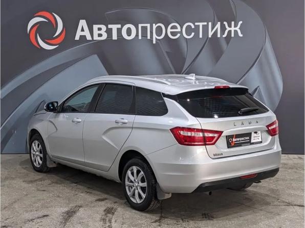 Lada (ВАЗ) Vesta I с пробегом 2022 года, цена 1 297 000 рублей, 57942 км, универсал, Автокод Объявления