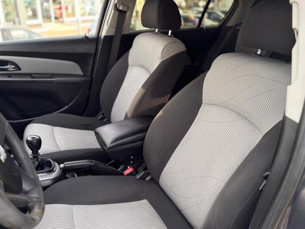 Chevrolet Cruze I Рестайлинг с пробегом 2014 года, цена 673 000 рублей, 187123 км, хэтчбек, Автокод Объявления