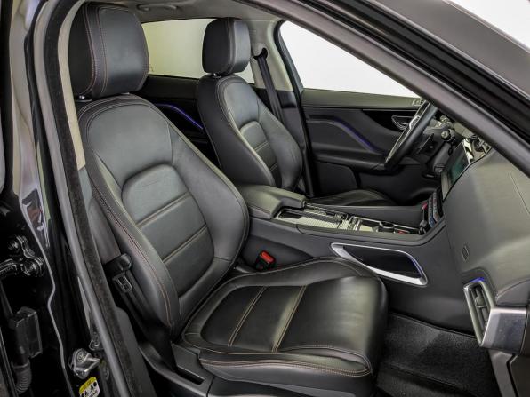 Jaguar F-Pace I с пробегом 2019 года, цена 3 670 000 рублей, 65060 км, внедорожник, Автокод Объявления