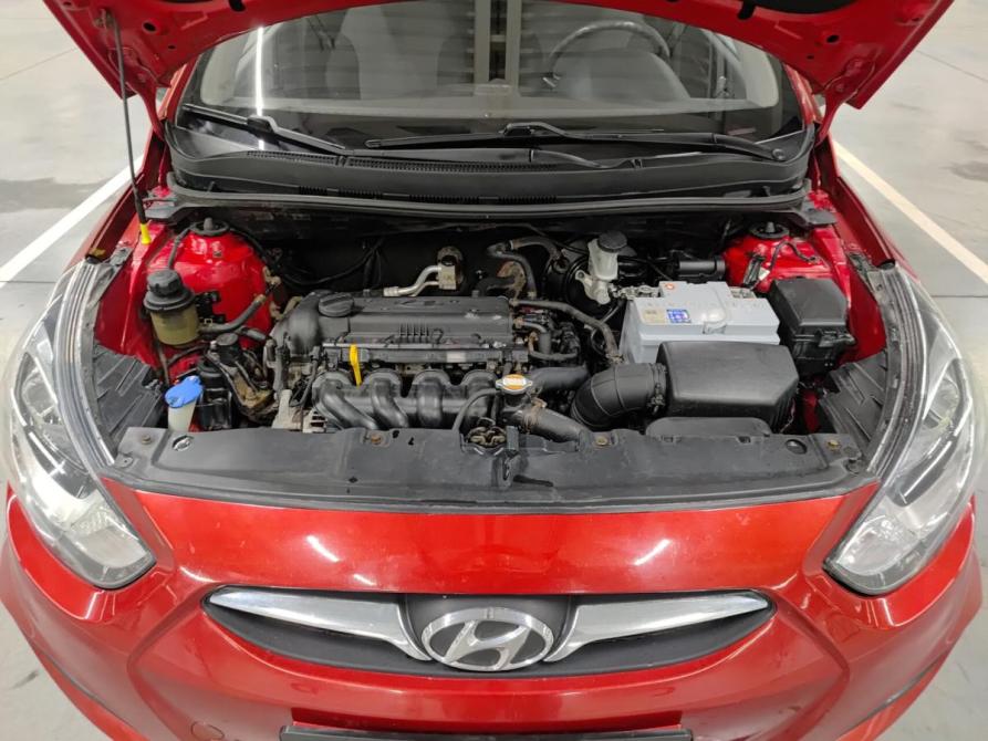 Hyundai Solaris I Казань  - изображение 11