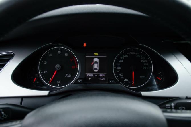 Audi A4 IV (B8) с пробегом 2011 года, цена 940 000 рублей, 371000 км, седан, Автокод Объявления