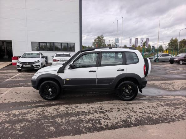 Chevrolet Niva I Рестайлинг с пробегом 2016 года, цена 692 000 рублей, 73135 км, внедорожник, Автокод Объявления